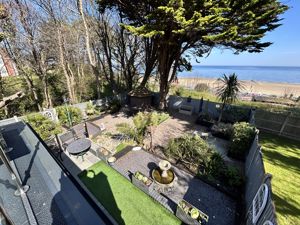 Photo 27- click for photo gallery